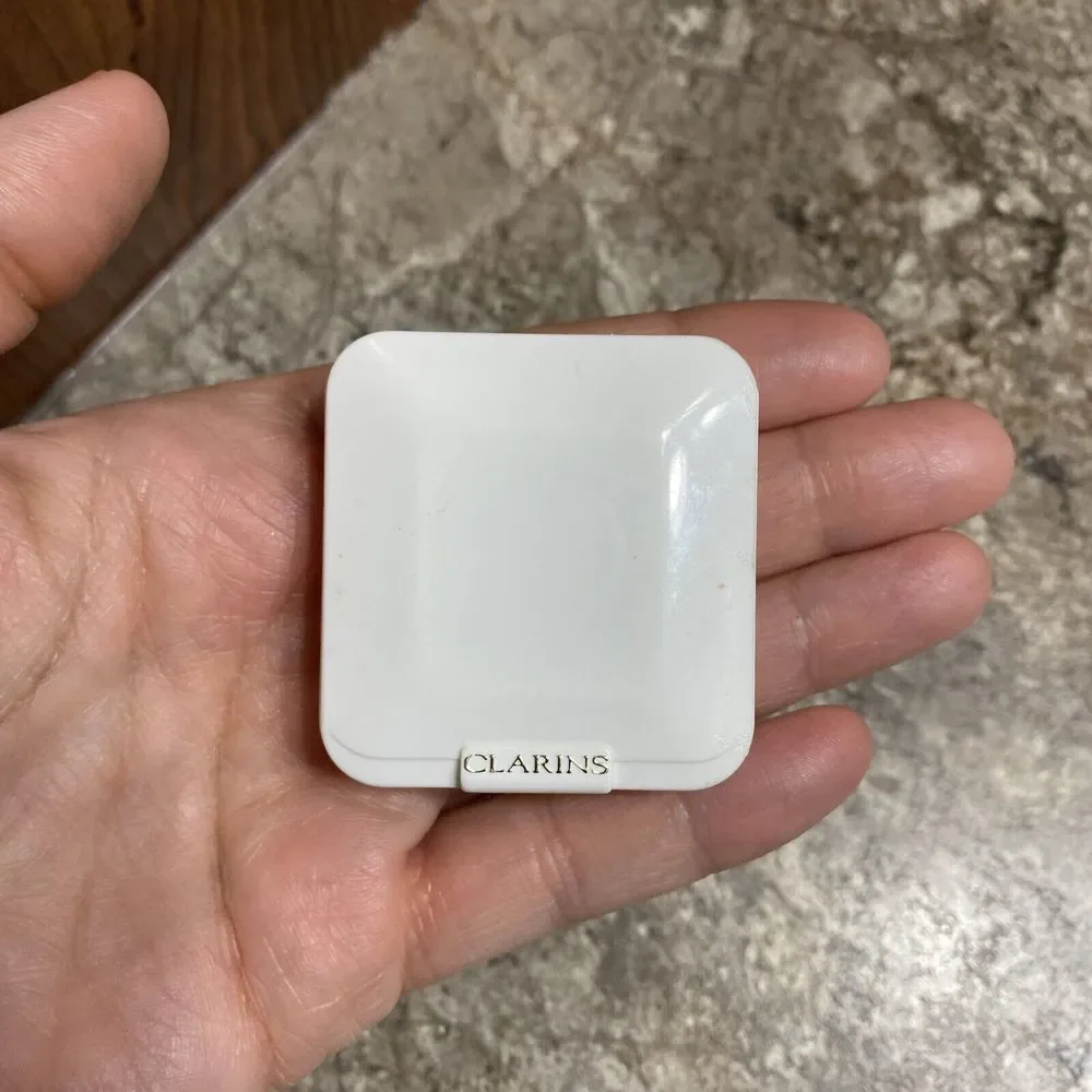 Clarins matte powder